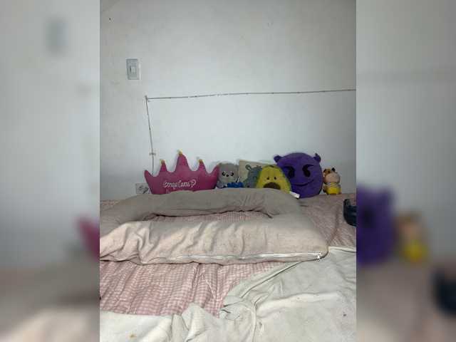 KelsiEvans — live female cam