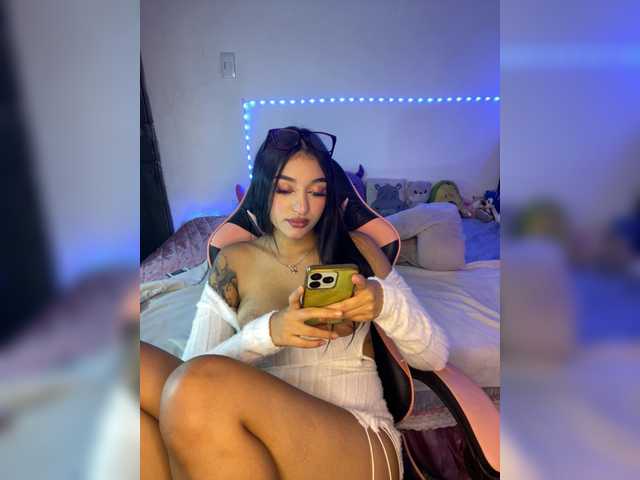 CarolSanz live cam on BongaCams