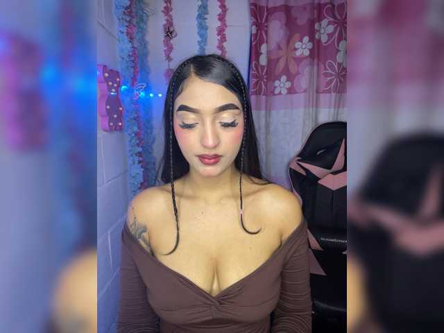 CarolSanz live cam on BongaCams