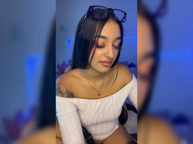 CarolSanz live cam on BongaCams