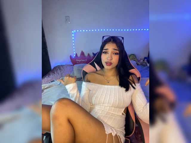CarolSanz live cam on BongaCams