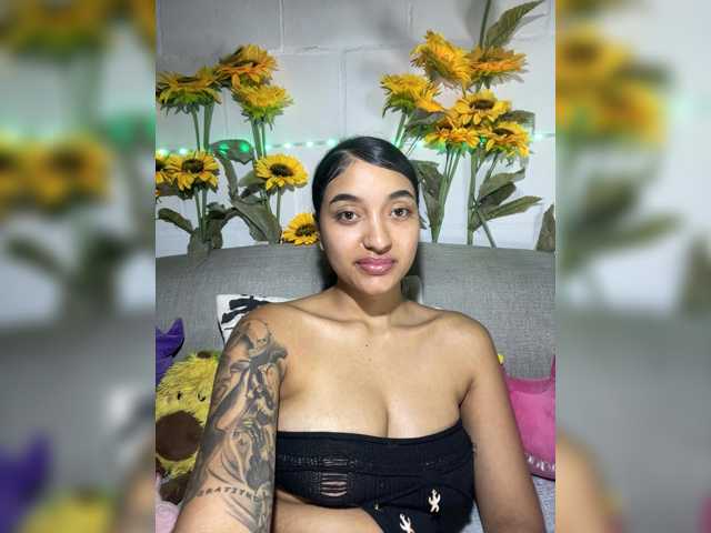 CarolSanz live cam on BongaCams