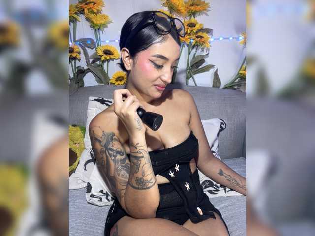 CarolSanz live cam on BongaCams