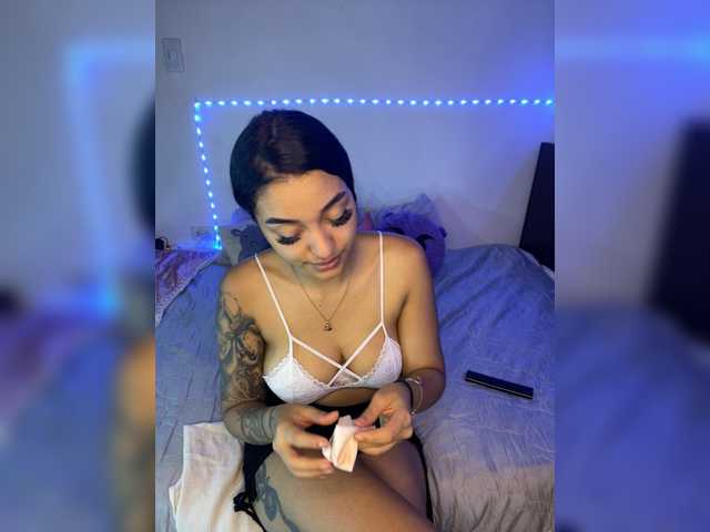 CarolSanz live cam on BongaCams