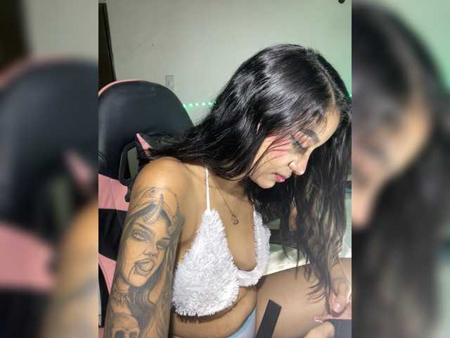 CarolSanz live cam on BongaCams