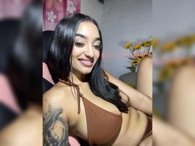 CarolSanz live cam on BongaCams