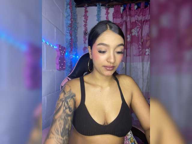 CarolSanz live cam on BongaCams