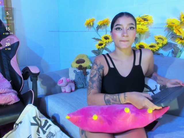 CarolSanz live cam on BongaCams
