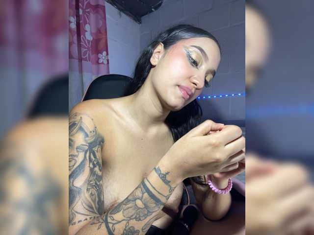 CarolSanz live cam on BongaCams