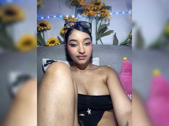 KelsiEvans live cam preview