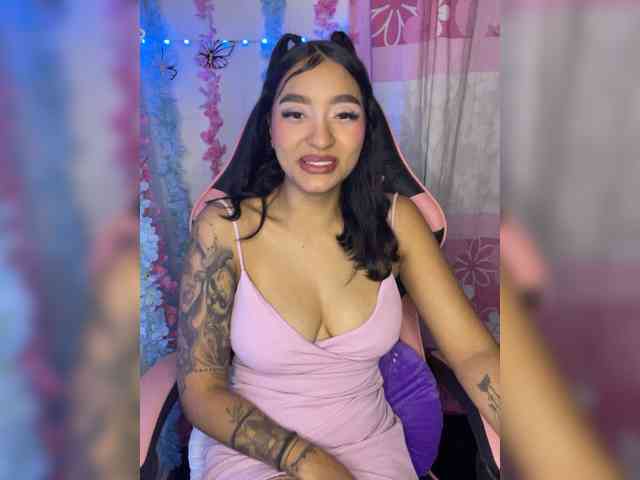 Modella: KelsiEvans
