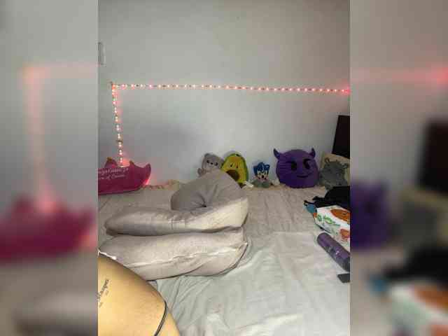KelsiEvans webcam