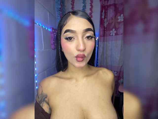 KelsiEvans webcam