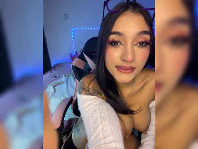 KelsiEvans webcam