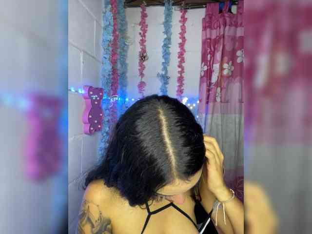 KelsiEvans webcam