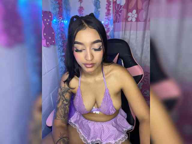 KelsiEvans webcam