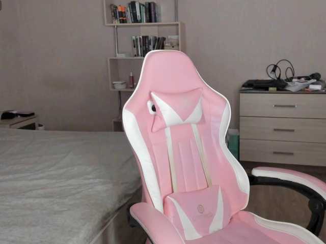 Sensetive-Mary's BongaCams show and profile