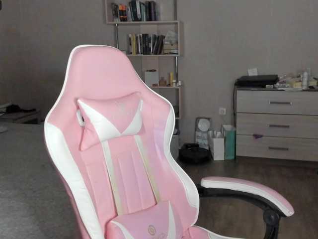 Sensetive-Mary live cam on BongaCams