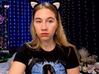 kiskaWEDNESDAY Porn Show