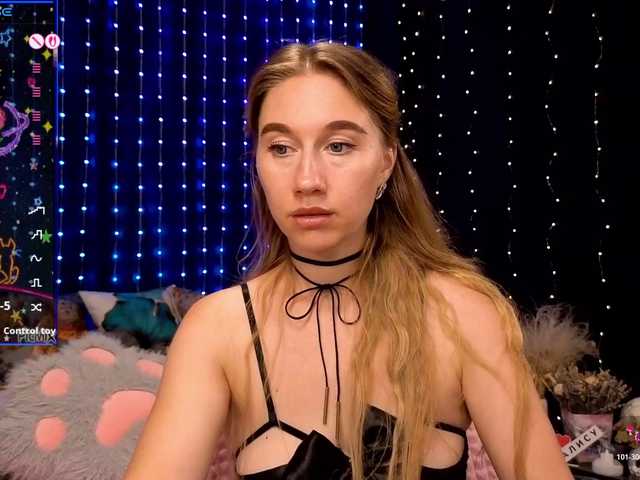 kiska-wansday07 live cam on BongaCams