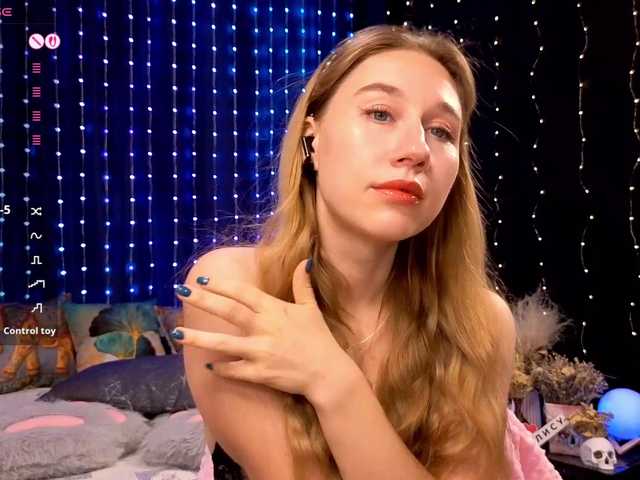 kiska-wansday07 live webcam show