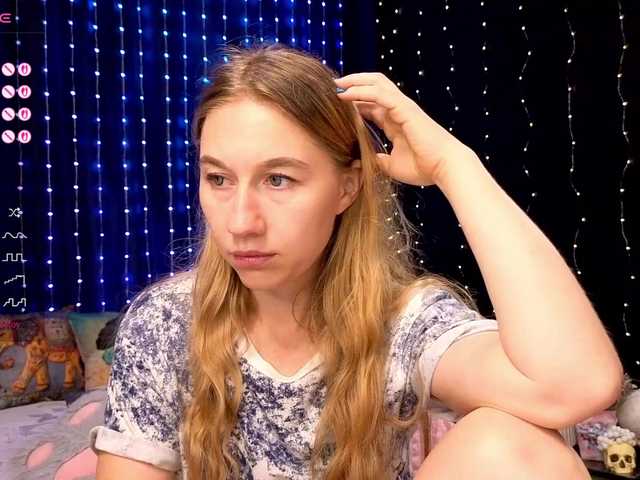 kiska-wansday07 live cam on BongaCams