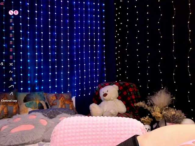 kiska-wansday07 live webcam show