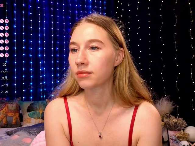 kiska-wansday07 live webcam show