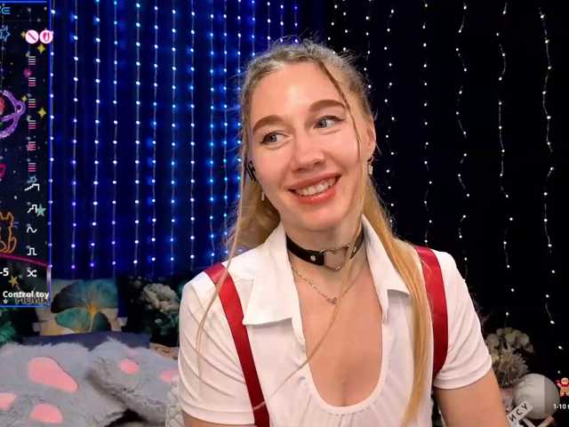 kiska-wansday07 live cam on BongaCams