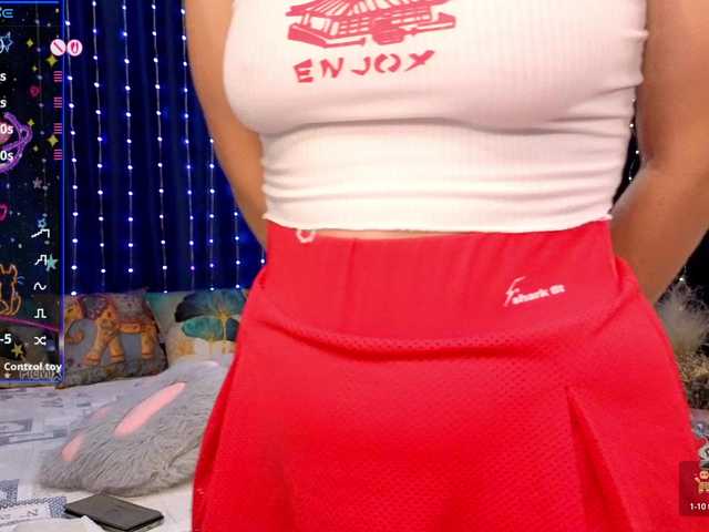 kiskaWEDNESDAY live cam preview