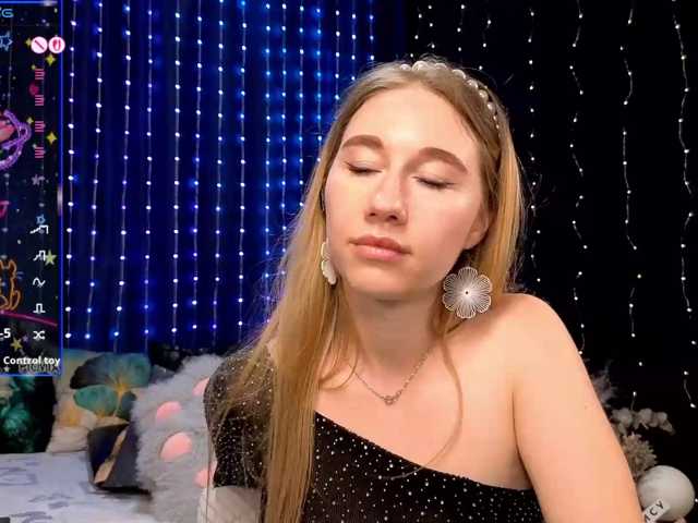 kiska-wansday07, live now on BongaCams