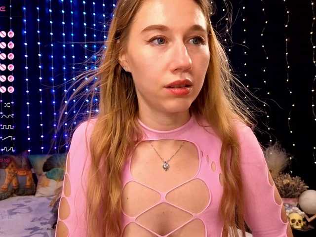 kiska-wansday07 live webcam show