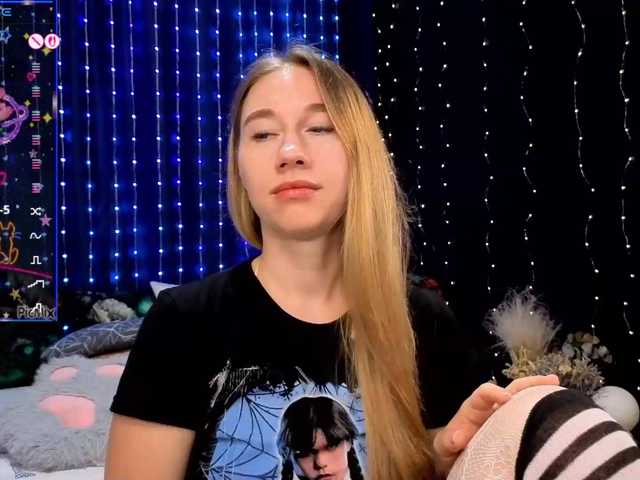 kiska-wansday07 live cam on BongaCams