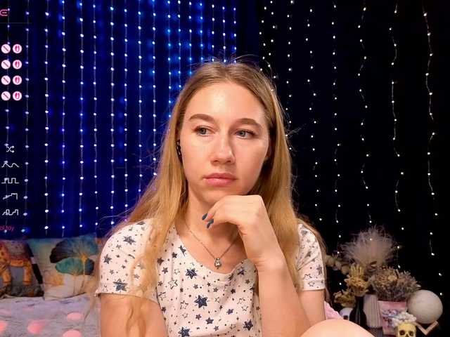 kiska-wansday07 live cam on BongaCams