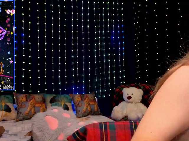 kiska-wansday07 live cam on BongaCams