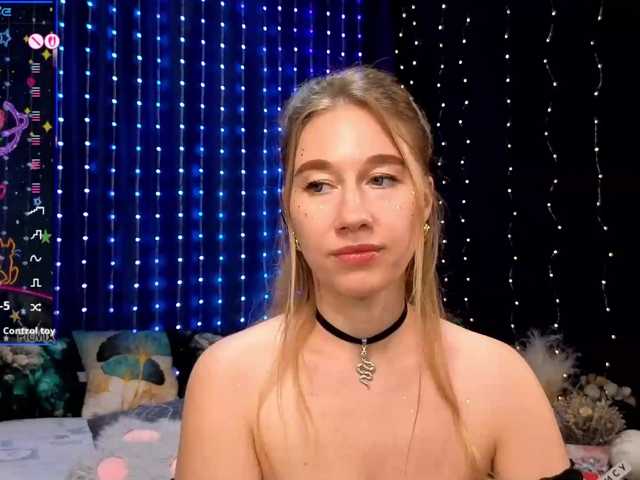 kiska-wansday07 live cam on BongaCams
