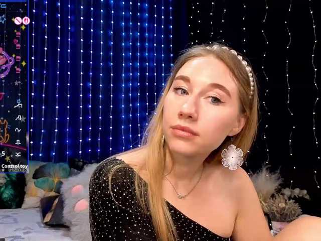 kiska-wansday07 live cam on BongaCams