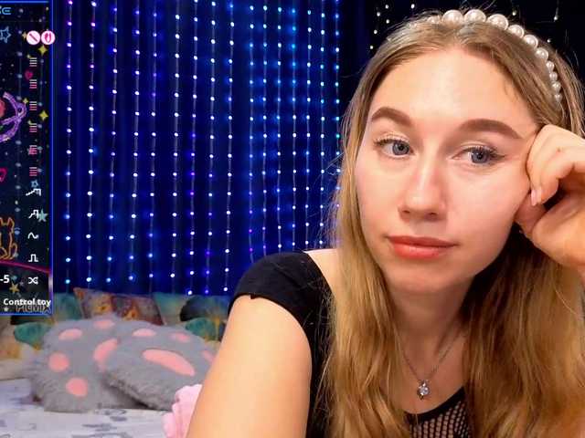 kiska-wansday07 live cam on BongaCams