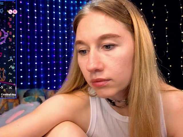 kiska-wansday07 live cam on BongaCams