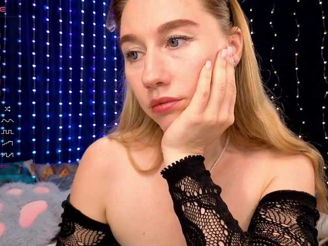 kiska-wansday07 live cam on BongaCams