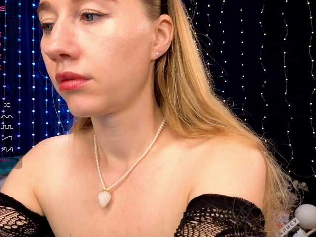 kiska-wansday07 live cam on BongaCams