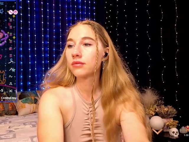 kiska-wansday07 live cam on BongaCams