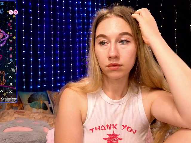 kiska-wansday07 live cam on BongaCams