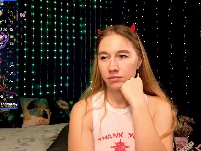 kiska-wansday07 live cam on BongaCams