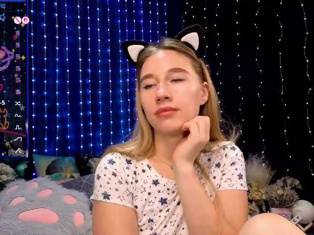 kiska-wansday07 live cam on BongaCams