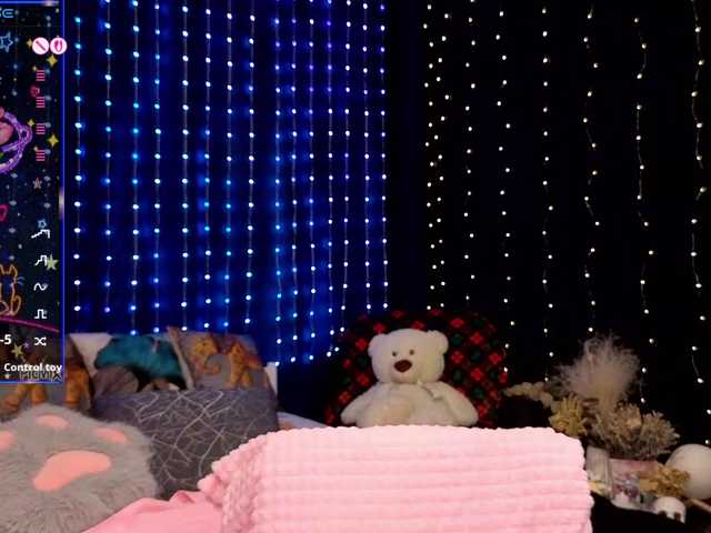 kiska-wansday07 live cam on BongaCams