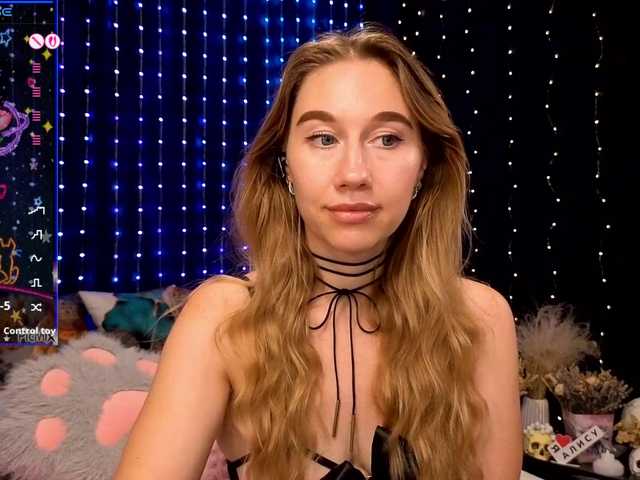 kiska-wansday07 live cam on BongaCams