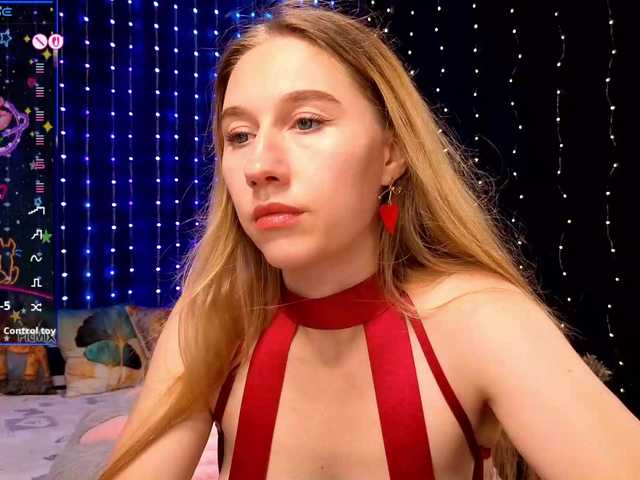 kiskaWEDNESDAY live webcam show