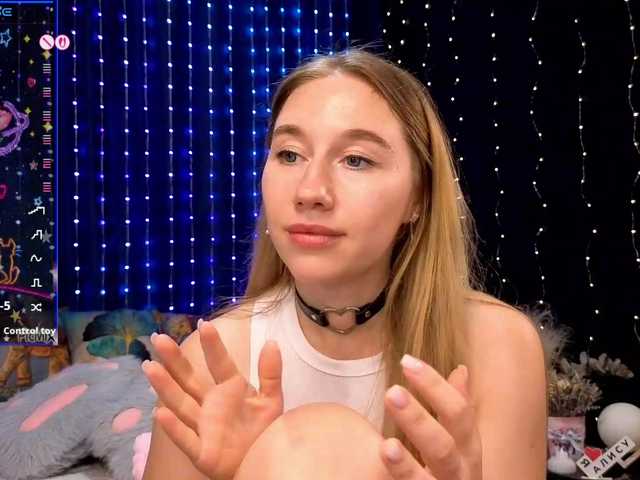 kiska-wansday07 live cam on BongaCams