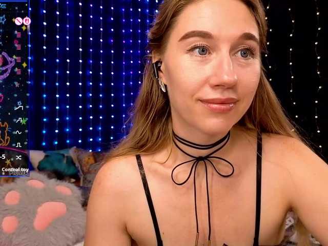 kiska-wansday07 live cam on BongaCams